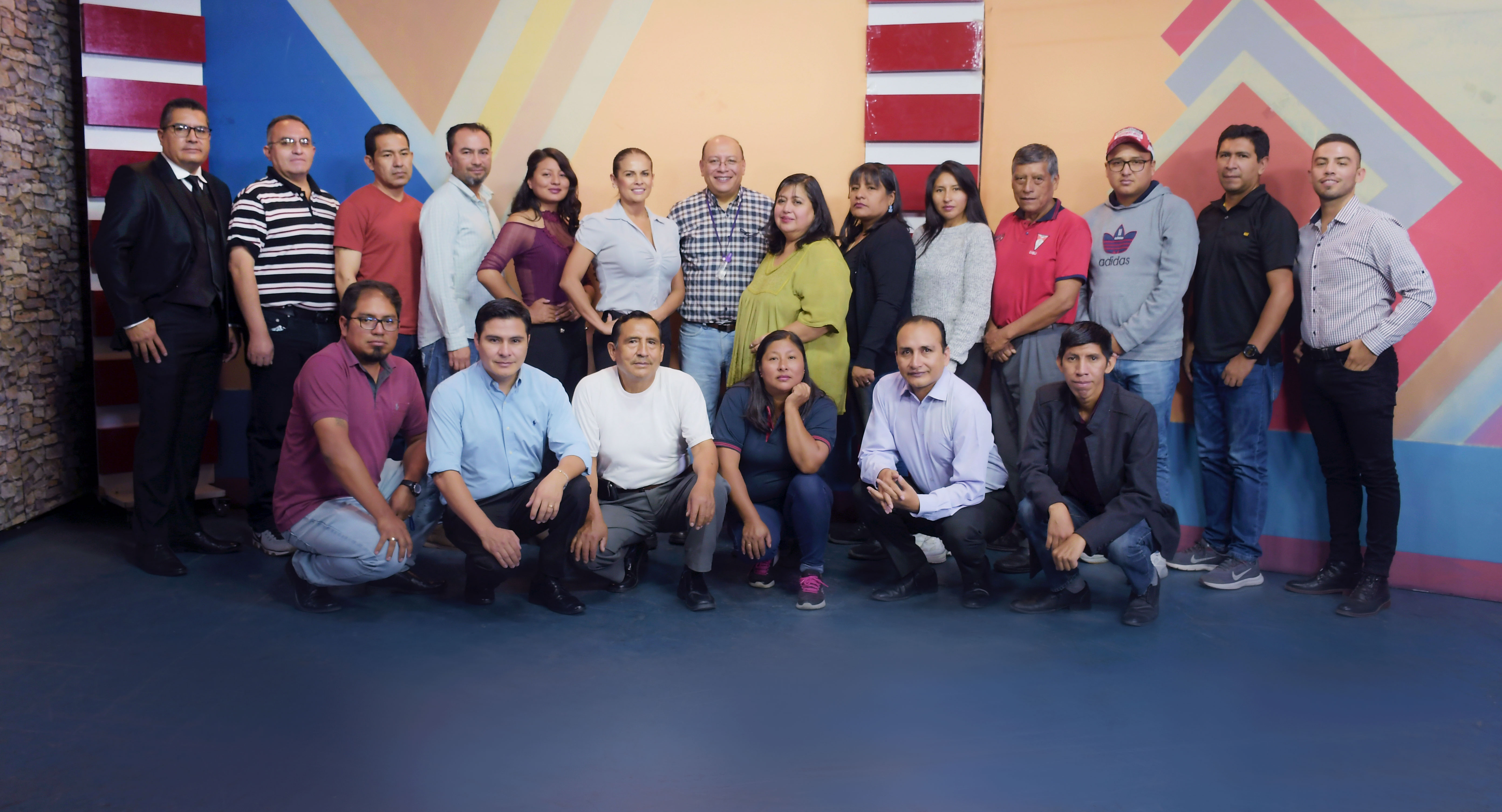 TVU 45 AÑOS DE SERVICIO A LA COMUNIDAD UNIVERSITARIA