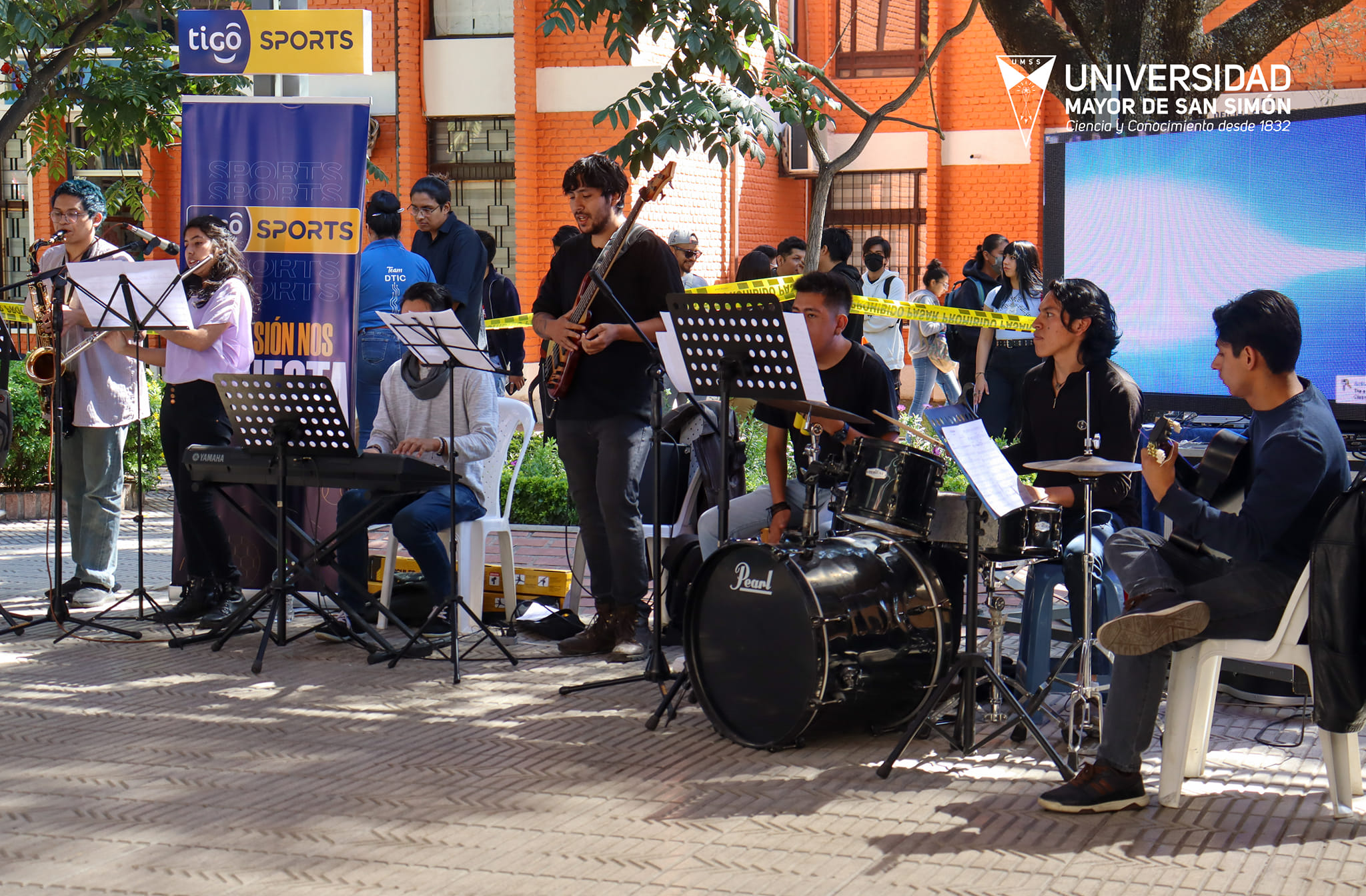 Transformación curricular en el programa de música